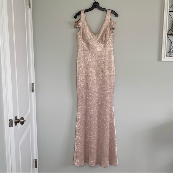 Calvin Klein Dresses & Skirts - Calvin Klein Blush cold-shoulder evening gown